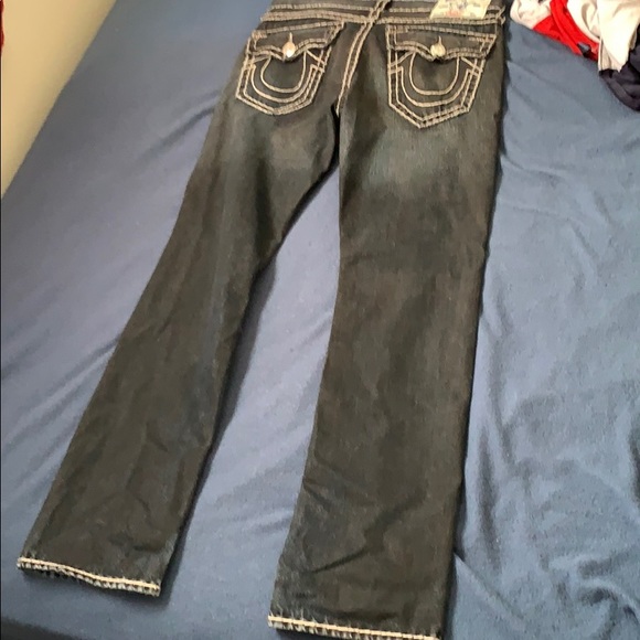 TRUE Religion Jeans - Picture 2 of 5